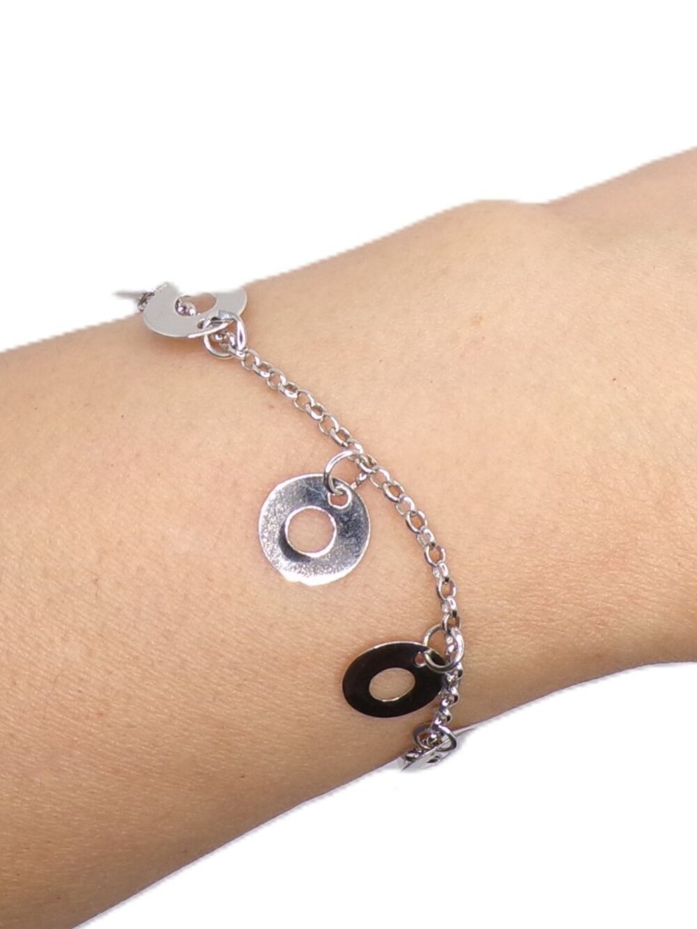 Rhodium‑Finish Sterling Silver Disc Charm Bracelet – 7.5 Inches